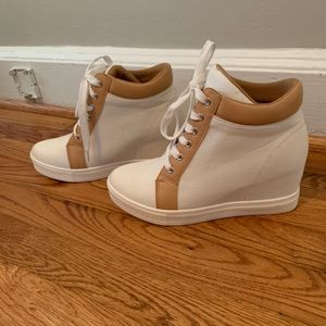 Wedge Sneaker